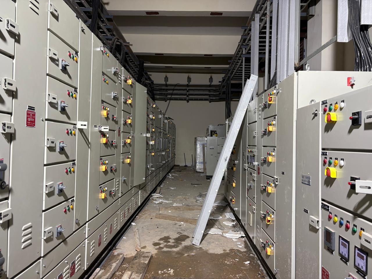 Electrical panel installation with underground cable pit